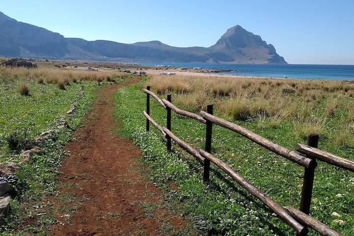 Casa vacanza per 5 persone, con balcone e giardino, con animali domestici - 1