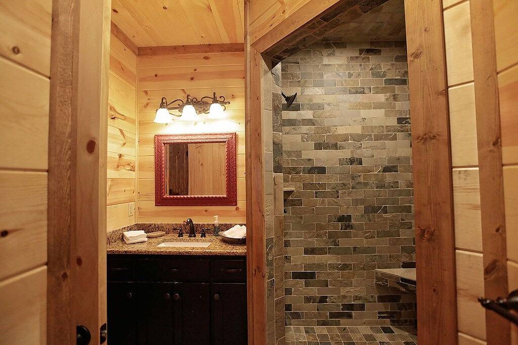 Log Cabin for 10 Guests in Broken Bow, Broken Bow Lake