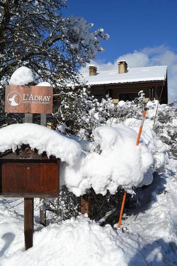 Cottage pour 4 personnes, avec jardin et vue dans Longefoy