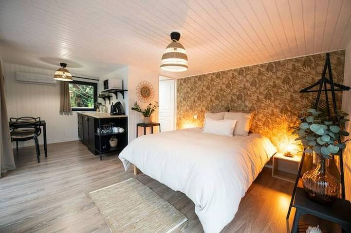 Péniche pour 2 personnes, avec terrasse dans Yvelines - 2