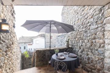 Appartement De Vacances pour 3 Personnes dans Lanas, Ardèche, Photo 1