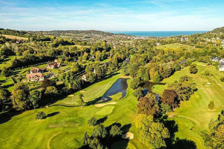 Gîte pour 4 personnes dans Casino d'Houlgate - 4
