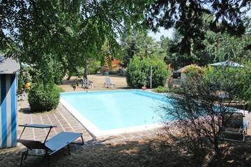 Villa Con Piscina per 8 Persone in Urbino, Pesaro-Urbino, Foto 1
