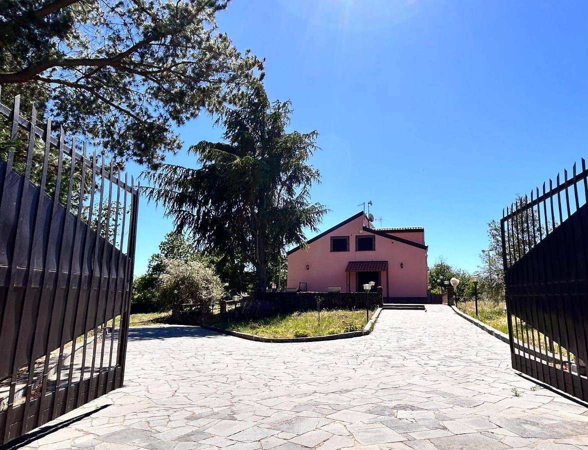 Villa San Leo in Belpasso, Etna