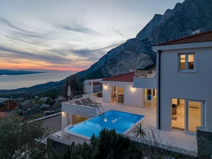 Ferienhaus für 10 Personen, mit Sauna und Balkon sowie Whirlpool in Baska Voda - 4