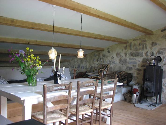 Casa vacanze in piccolo borgo tra campi e montagne in Bouvières, Die e dintorni