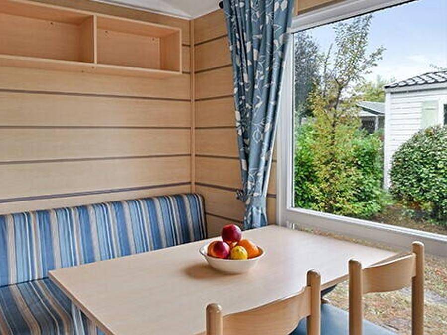 Camping Sites et Paysages - Le Petit Bois - Mobilhome 4 personnes - Mobil-home | Classic | 2 Ch. | 4 Pers. | Terrasse surélevée in Ruoms, Ardèche