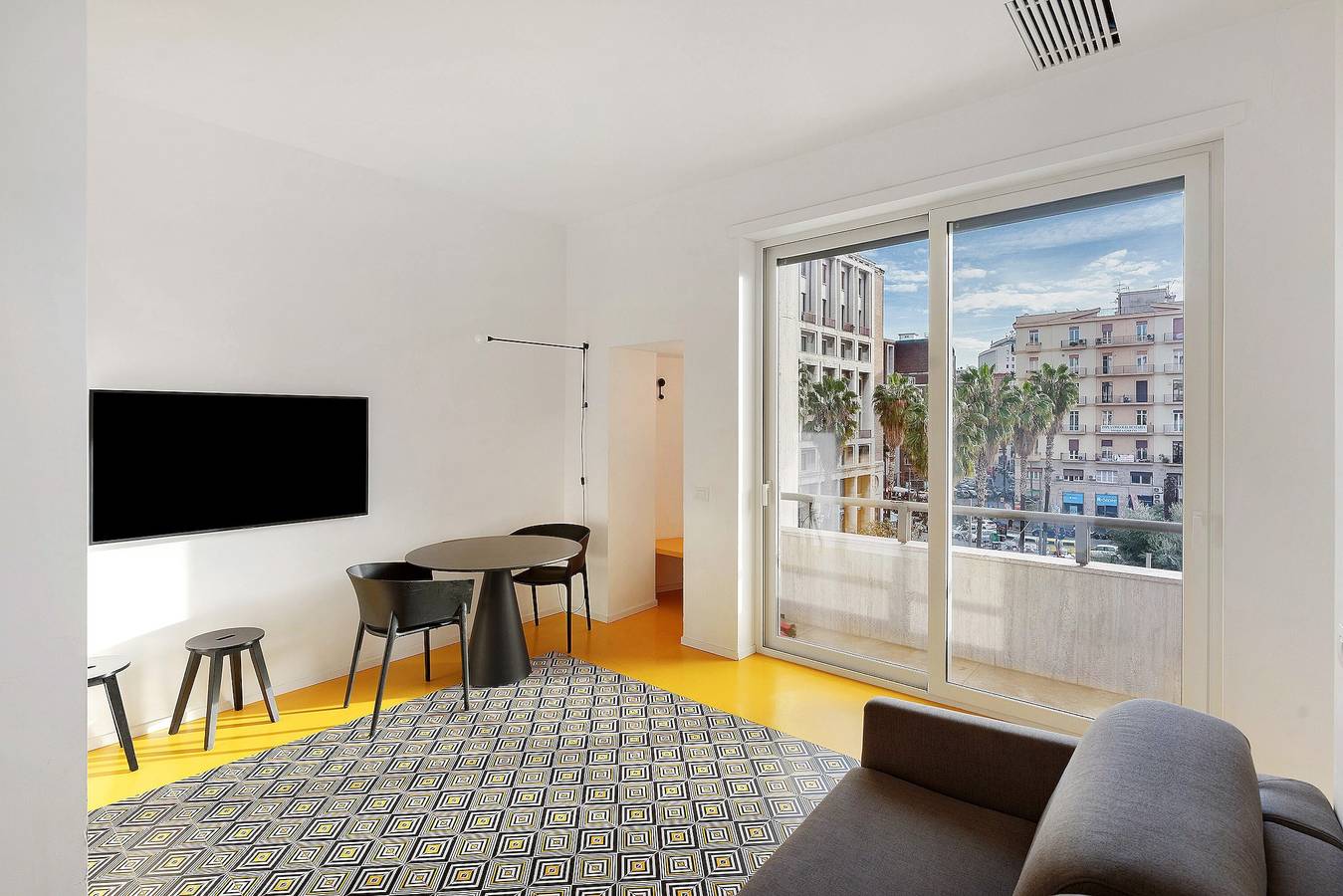 Ganze Wohnung, Ferienwohnung 'Moderno In Via Toledo' mit Balkon, Wi-Fi und Klimaanlage in Neapel, Neapel Provinz