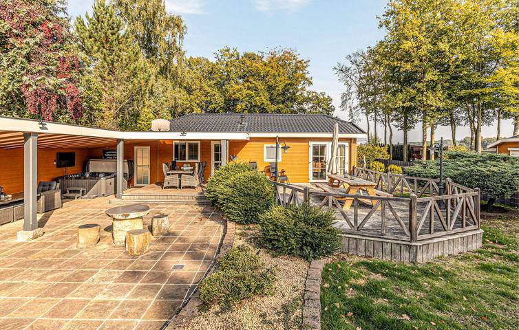 Location de vacances pour 6 personnes, avec terrasse et jacuzzi dans Erm - 3