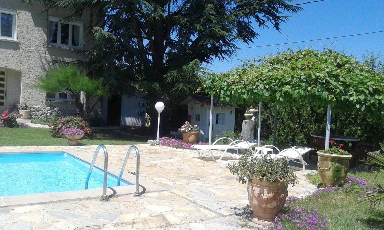Double Room with Garden View in Aubenas, Ardèche