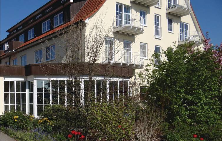 Ganze Ferienwohnung, Appartement am Strand mit Parkplatz und Küche in Gollwitz, Nordwestmecklenburg (Wismar und Umgebung)