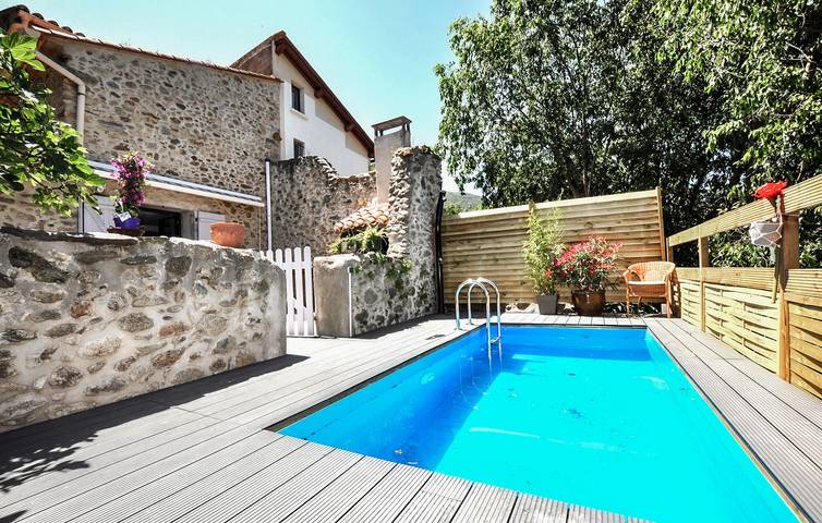 Location de vacances pour 6 personnes, avec piscine ainsi que jardin et terrasse, adapté aux familles à Laroque-des-Albères - 2