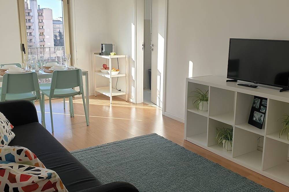Ganze Wohnung, 5 min walk to subway with free parking in Lissabon, Costa de Lisboa