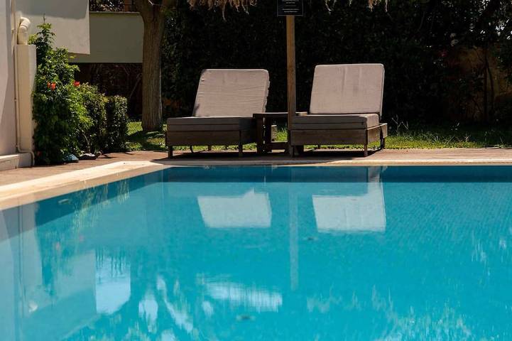 Ferienhaus für 5 Personen, mit Balkon und Garten sowie Pool