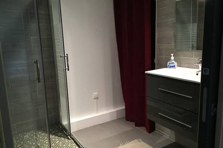 Location de vacances pour 6 personnes, avec jardin et terrasse, animaux acceptés à Tourves - 4