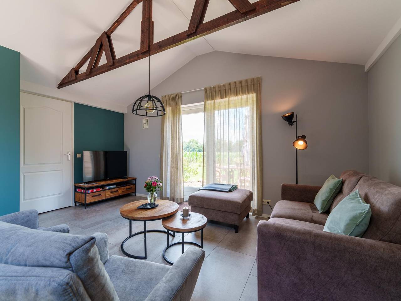 Familie vakantiehuis met grote serre en uitzicht in Hellendoorn, Sallandse Heuvelrug