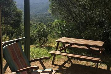 Maison de campagne pour 4 personnes, avec jardin, animaux acceptés à Monacia-d'Aullène