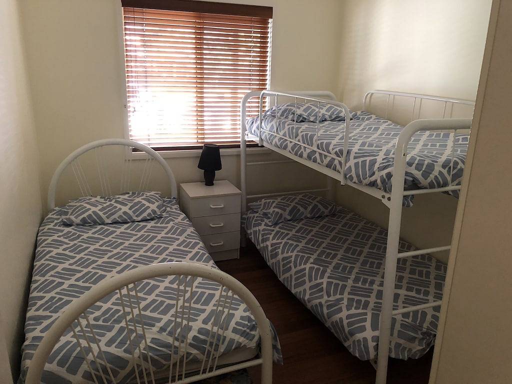 Cottage @ Callala Beach - Haustierfreundlich, Trampolin und Cubby House, kostenloses Wi-Fi in Callala Beach, Jervis Bay