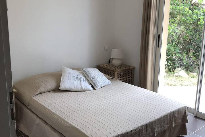 Proche Porto Vecchio, Superbe Villa avec Piscine privée, 10 personnes in Lecci, Arrondissement de Sartène