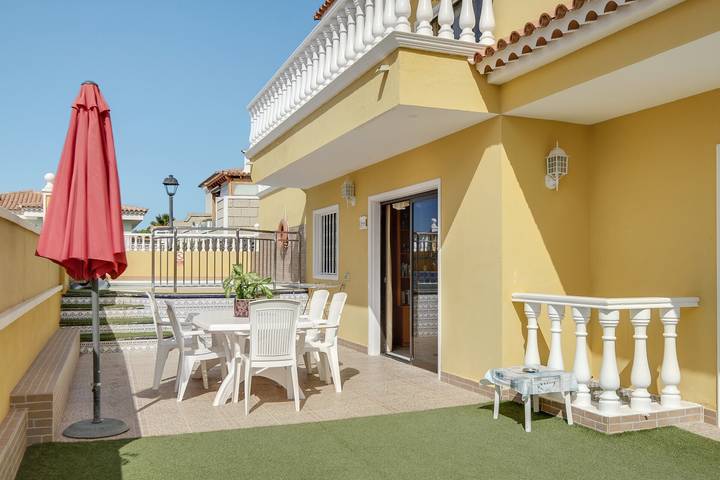 Ferienwohnung für 5 Personen, mit Garten in Arona - 4