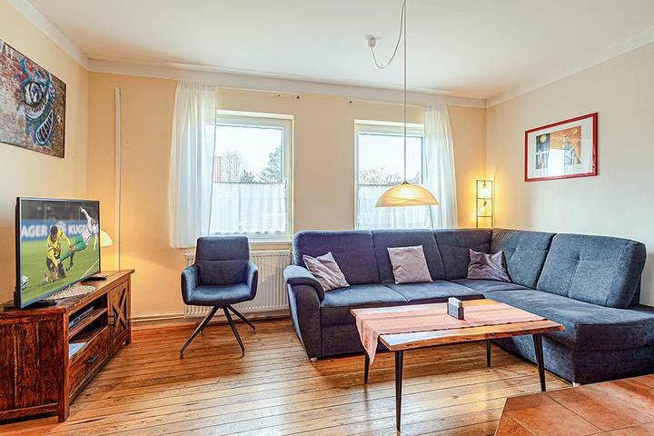Ferienwohnung für 4 Personen, mit Terrasse und Garten in Glowe - 3