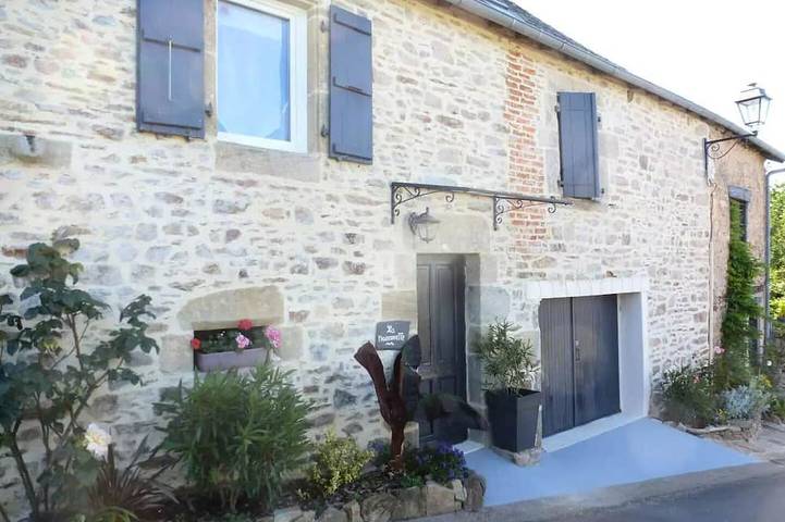 Location de vacances pour 4 personnes, avec Terrasse à Aubazines
