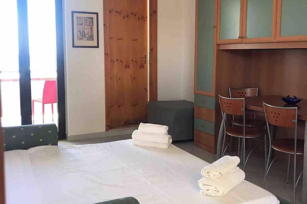 Gemütliche Wohnung direkt am Meer in Rossano, Golf von Tarent