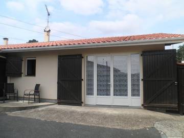 Gîte pour 2 personnes, avec jardin dans les Landes
