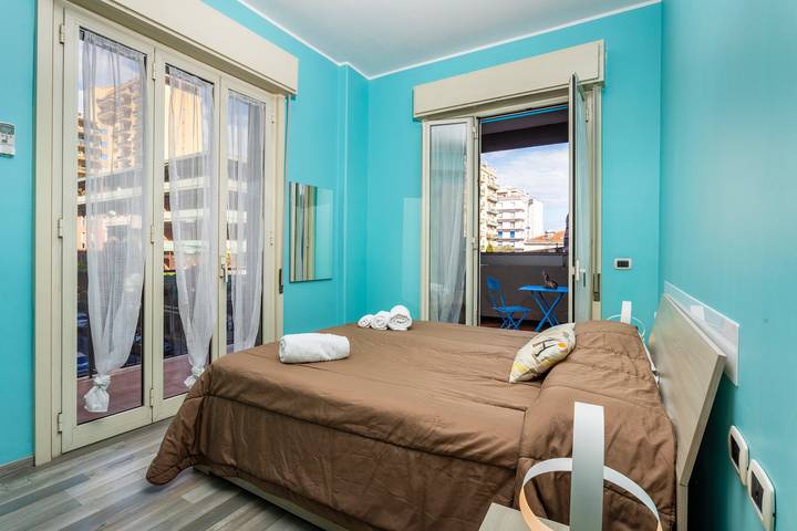 Ferienwohnung für 2 Personen, mit Balkon in Catania