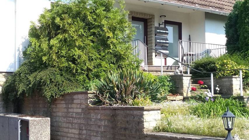 Ferienwohnung für 5 Personen, mit Garten