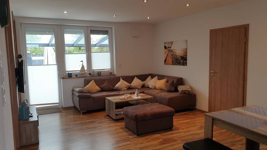 Ferienhaus für 4 Personen, mit Terrasse und Garten sowie Whirlpool in Dornumersiel - 2