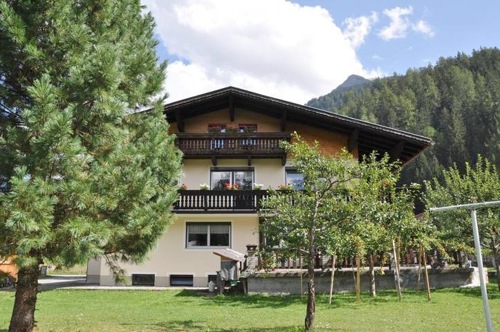 Ferienwohnung für 3 Personen, mit Garten in Bach
