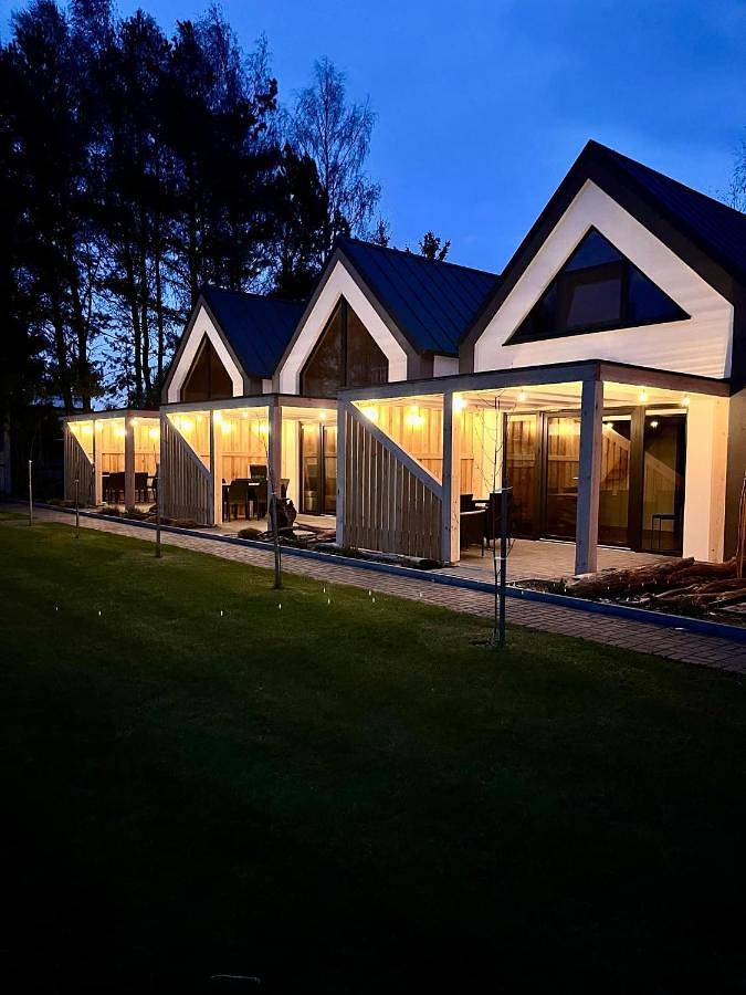 Ferienhaus für 6 Personen, mit Pool und Ausblick sowie Sauna und Garten