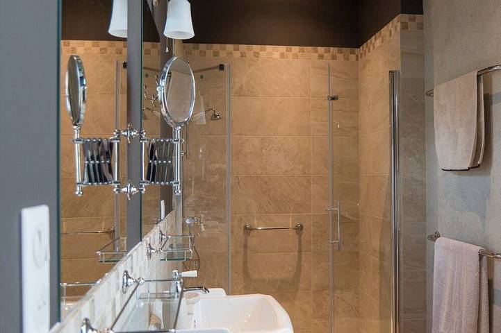 Location de vacances pour 2 personnes, avec piscine et jardin à Restigné - 4