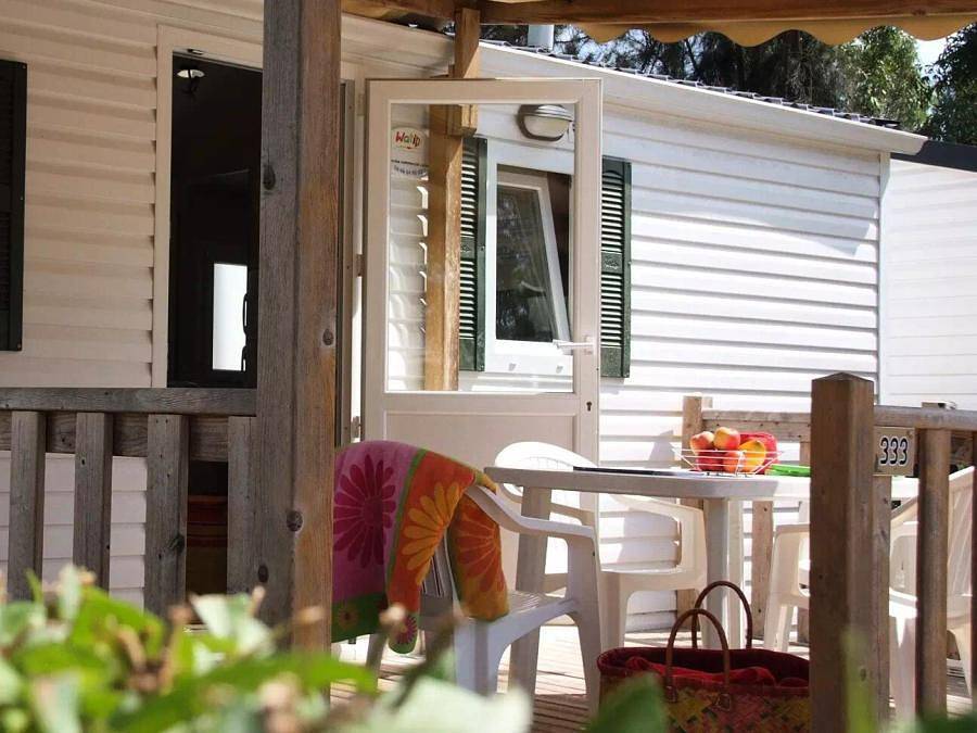 Camping Tikayan La Célestine - Mobilhome 4 personnes - Idaho Standard 3 Pièces 4 Personnes Climatisé in Alpes-de-Haute-Provence