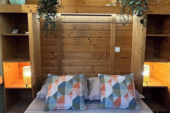 Côte d'Azur: Charmantes Chalet auf dem Land zwischen Cannes Grasse Nizza Monaco in Grasse, Mittelmeerküste (Frankreich)