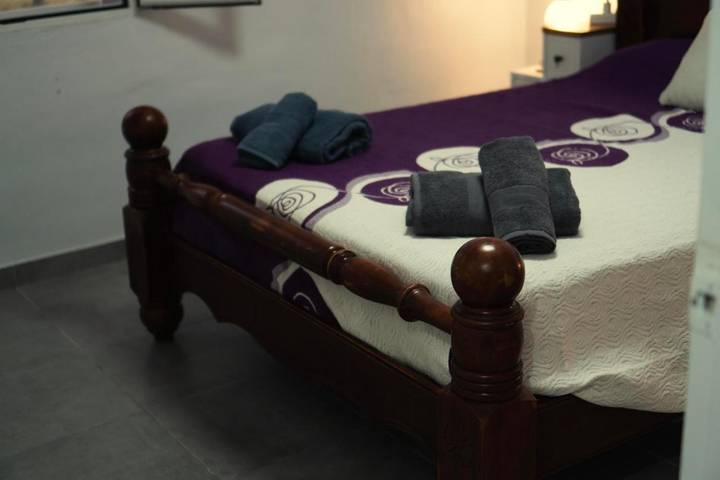 Casa rural para 7 personas, con piscina además de jardín y vistas, Se admiten mascotas en Yecla  - 4