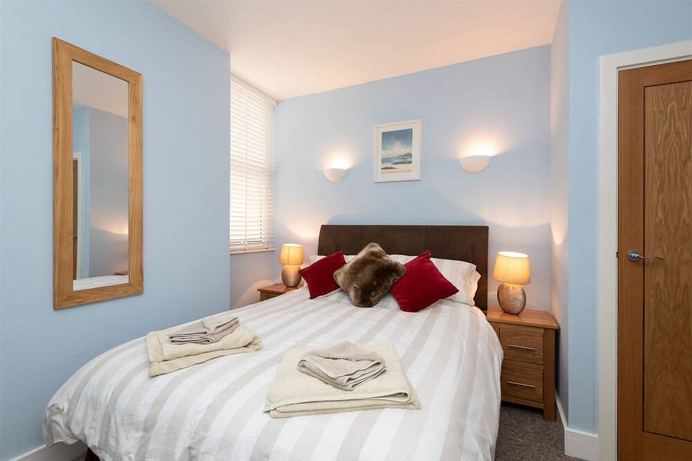 Fabuloso apartamento moderno con vistas sensacionales. in Looe, Cornualles