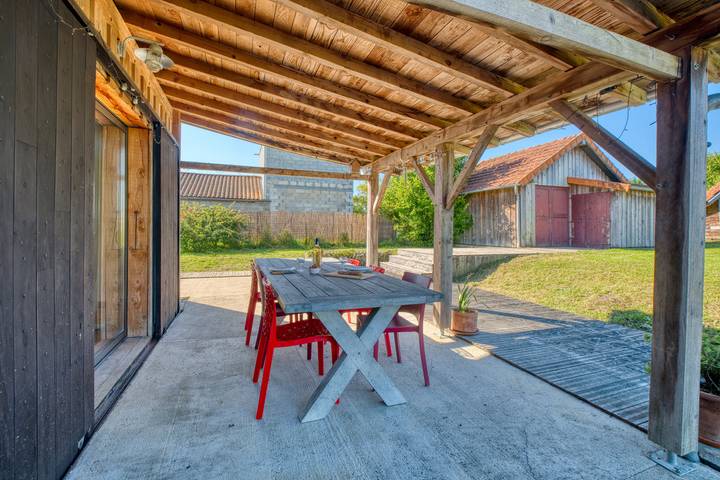 Maison de vacances pour 8 personnes, avec jardin, adapté aux familles dans Périgord Blanc