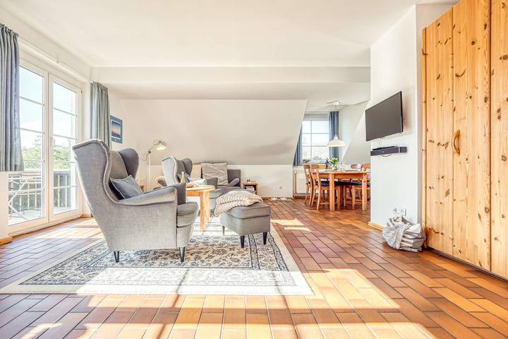 Ferienwohnung für 6 Personen, mit Balkon und Sauna in Prerow
