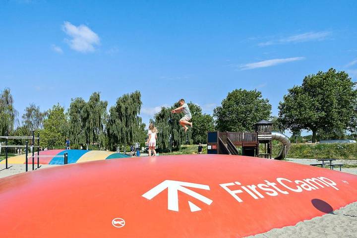 Camping für 5 Personen, mit Pool und Terrasse in Dänemark - 4