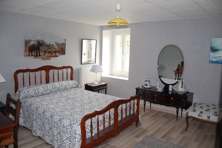 Location de vacances pour 5 personnes, avec jardin et terrasse à Antonne-et-Trigonant - 3