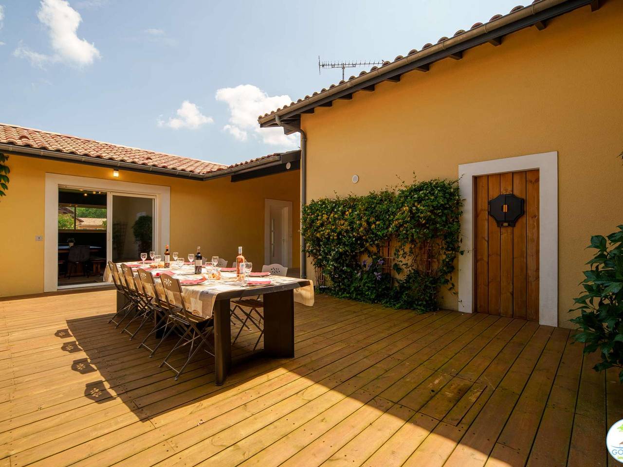 Villa 5 estrellas con piscina climatizada, 4 hab. con baño privado y Bbq - Hasta 12 pers. in Parentis-en-Born, Côte d’Argent