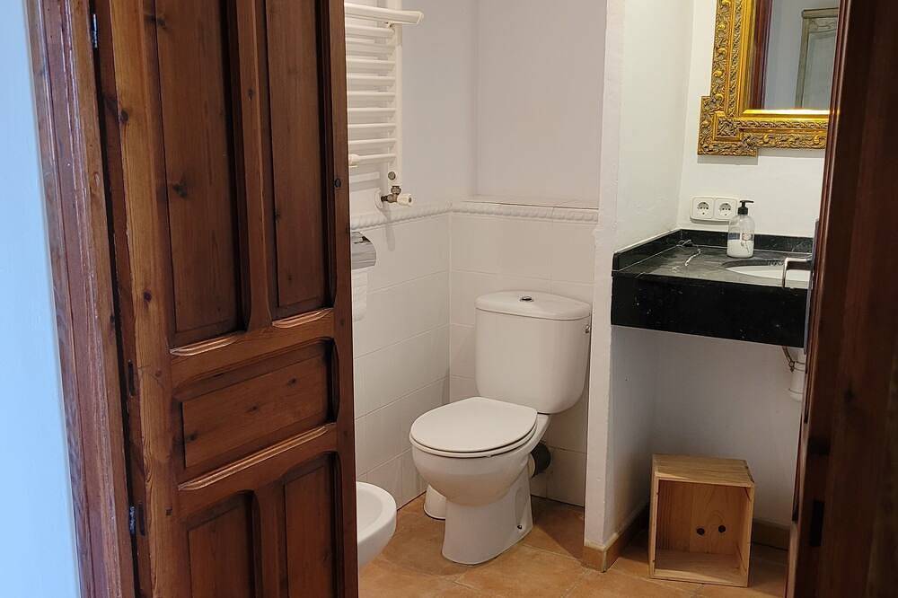 Spacious and charming room with private terrace in Muchamiel, Costa Blanca