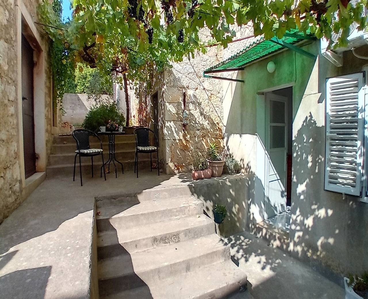 House Veli Iz oldtown in Zadar (Municipality), Iz