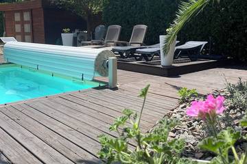 Gîte pour 4 personnes, avec jardin à Portets
