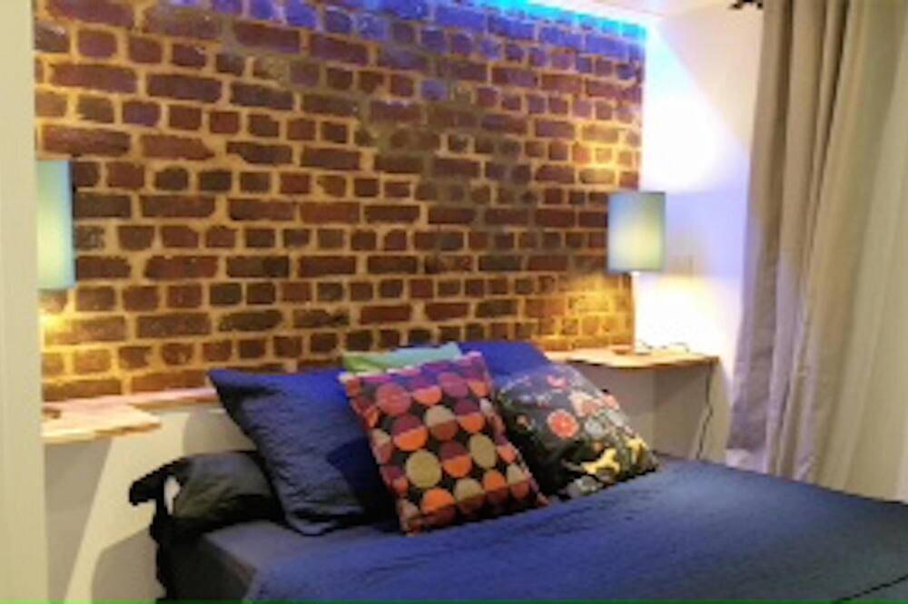 Appartement entier, Appartement Douillet de 50m2 Le Raincy 20 minutes de Paris in Le Raincy, Seine-Saint-Denis