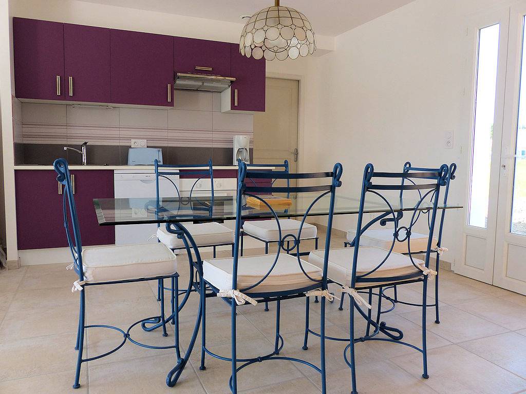 Maison le Château-d'Oléron 2, 4 personnes in Le Château-d'Oléron, Côte de Beauté