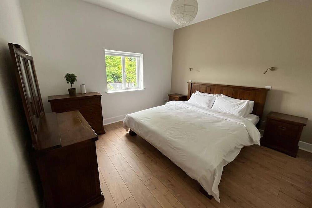 Stylish cosy home on the Wild Atlantic Way in County Mayo