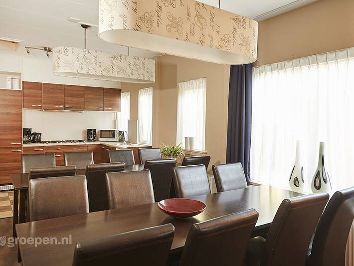 Bungalow für 16 Personen, mit Terrasse und Balkon/Terrasse in Gelderland - 4